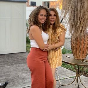 Meet your Posher, Pamela